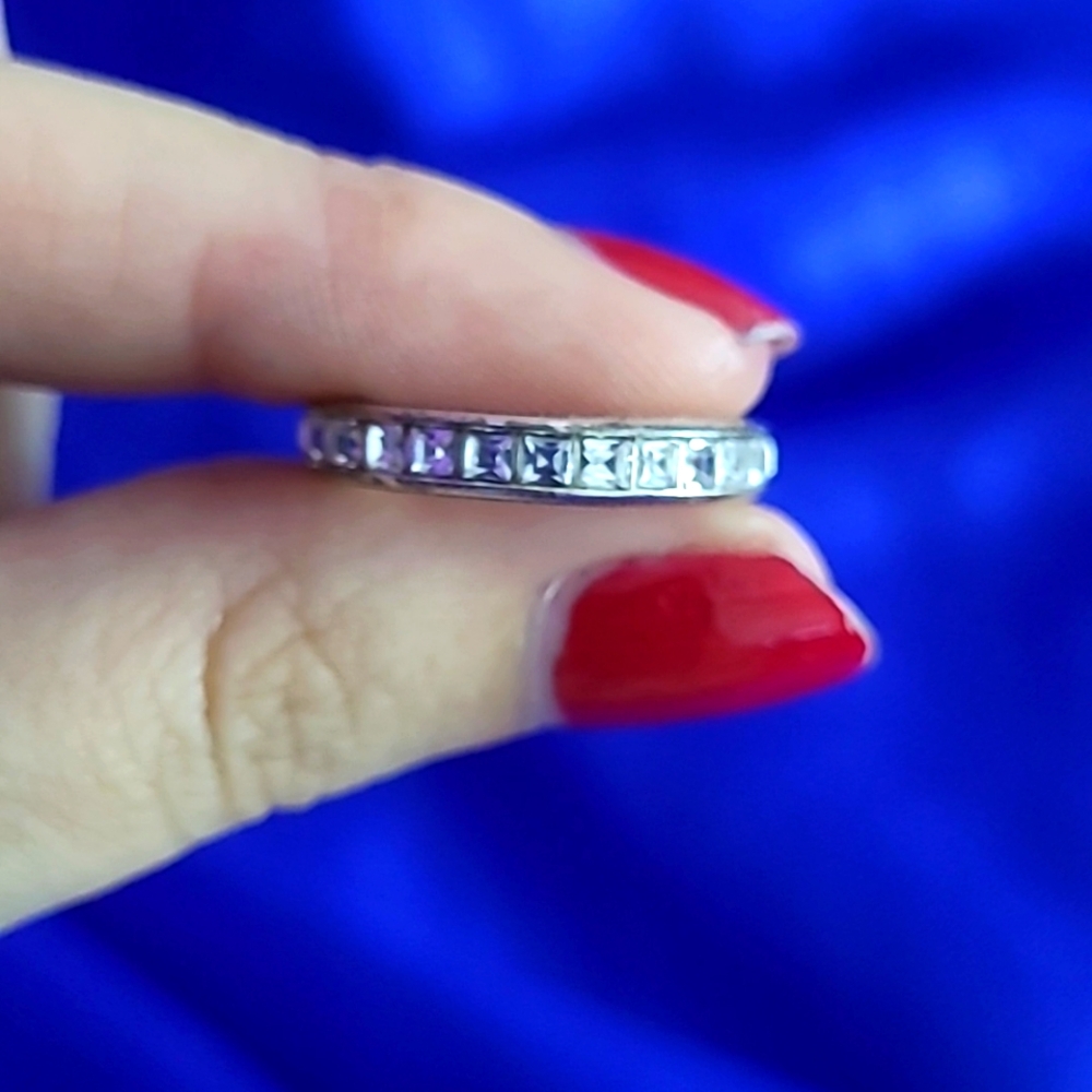 REAL DIAMOND RING - Picture 4 of 4